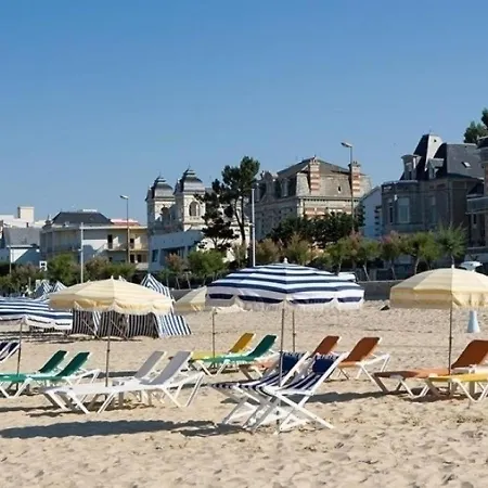 Royan, 2 Pièces, 3 Personnes - Fr-1-305-1366 Appartement *